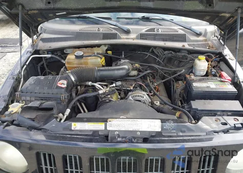 2006 Jeep Liberty Renegade from USA, damaged, VIN 1J4GL38K76W253555